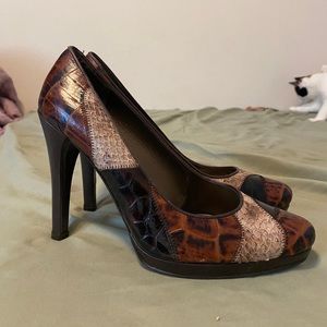 Stuart Weiztman brown heels